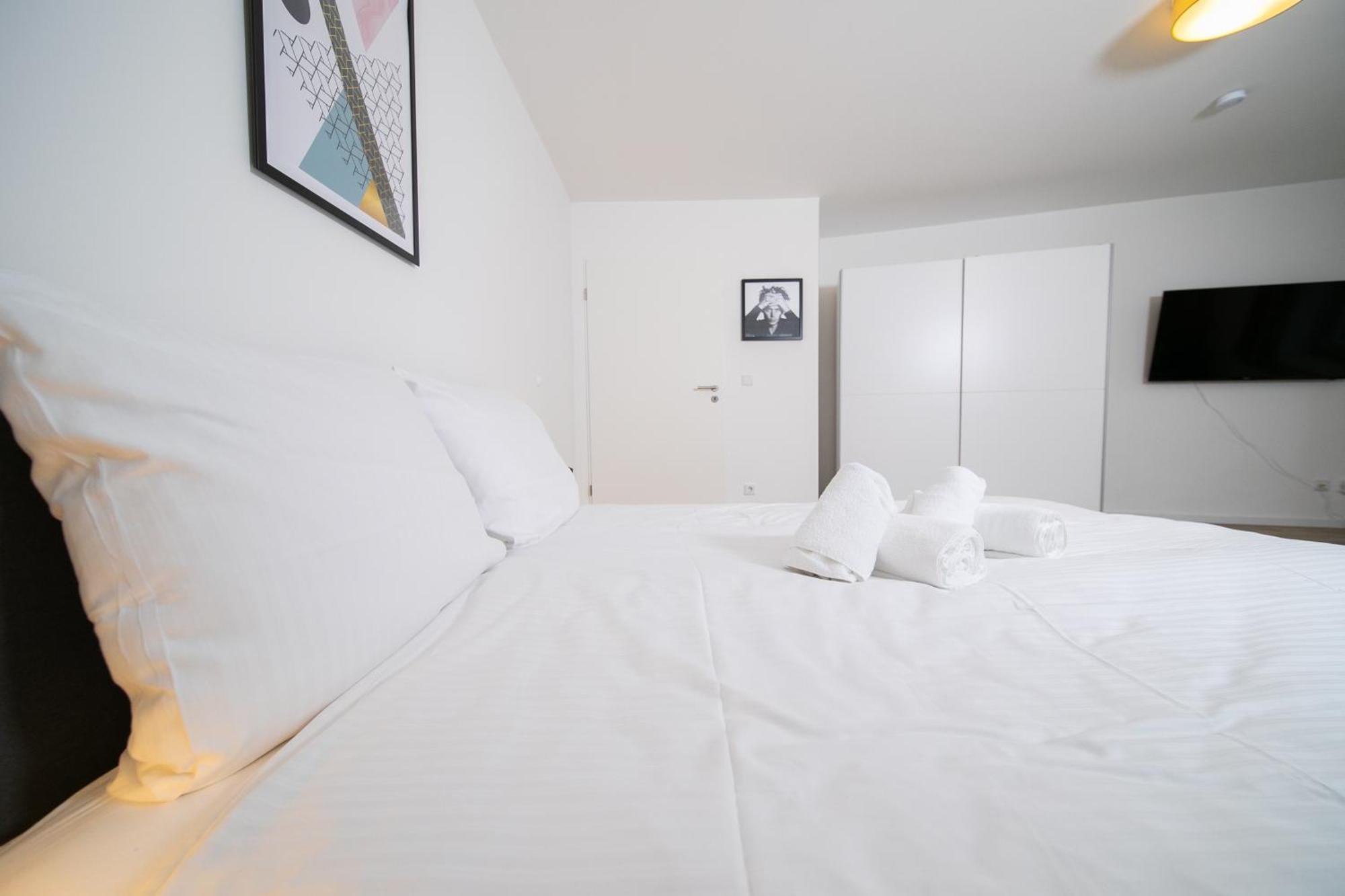 Stylish - 71 M² - Zentral - 10 Min Messe Apartment Düsseldorf